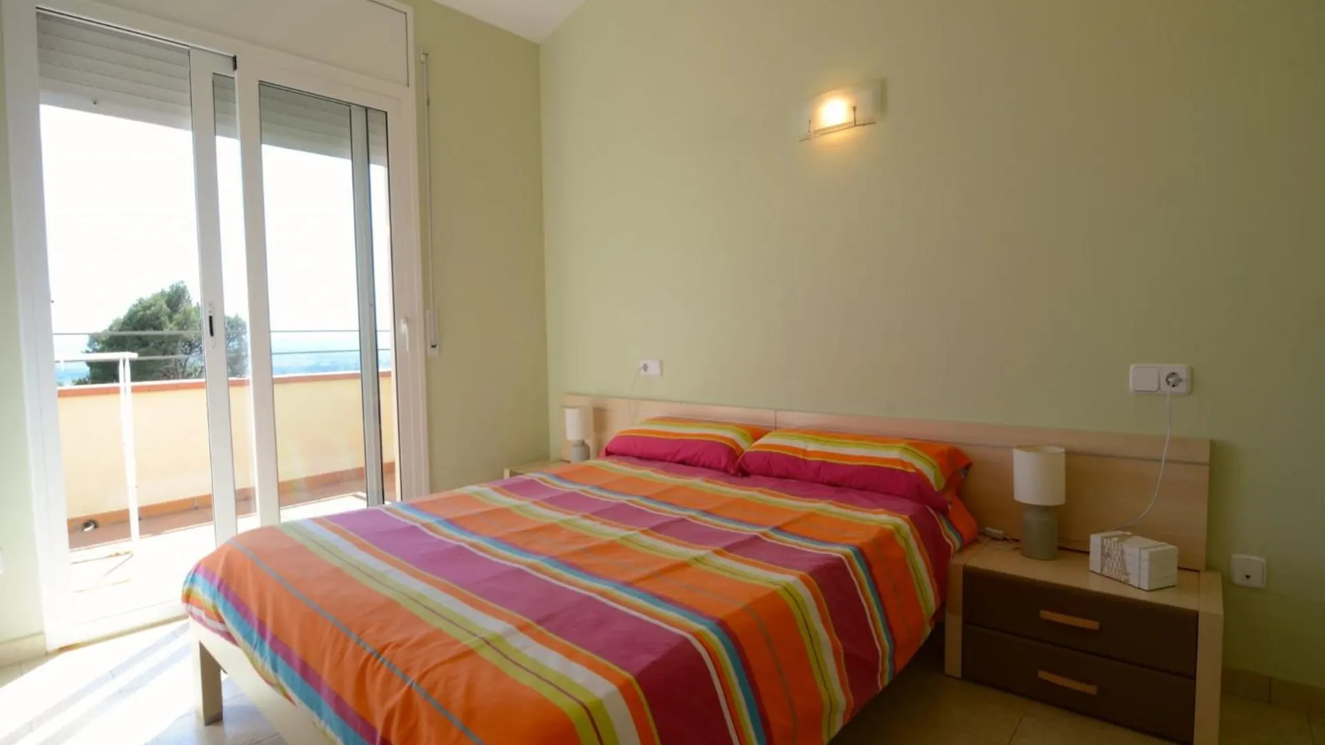 The Villa In Estartit 레스타르티트 펜션